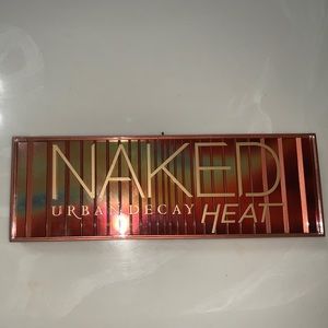 Urban Decay HEAT eyeshadow palette, never used